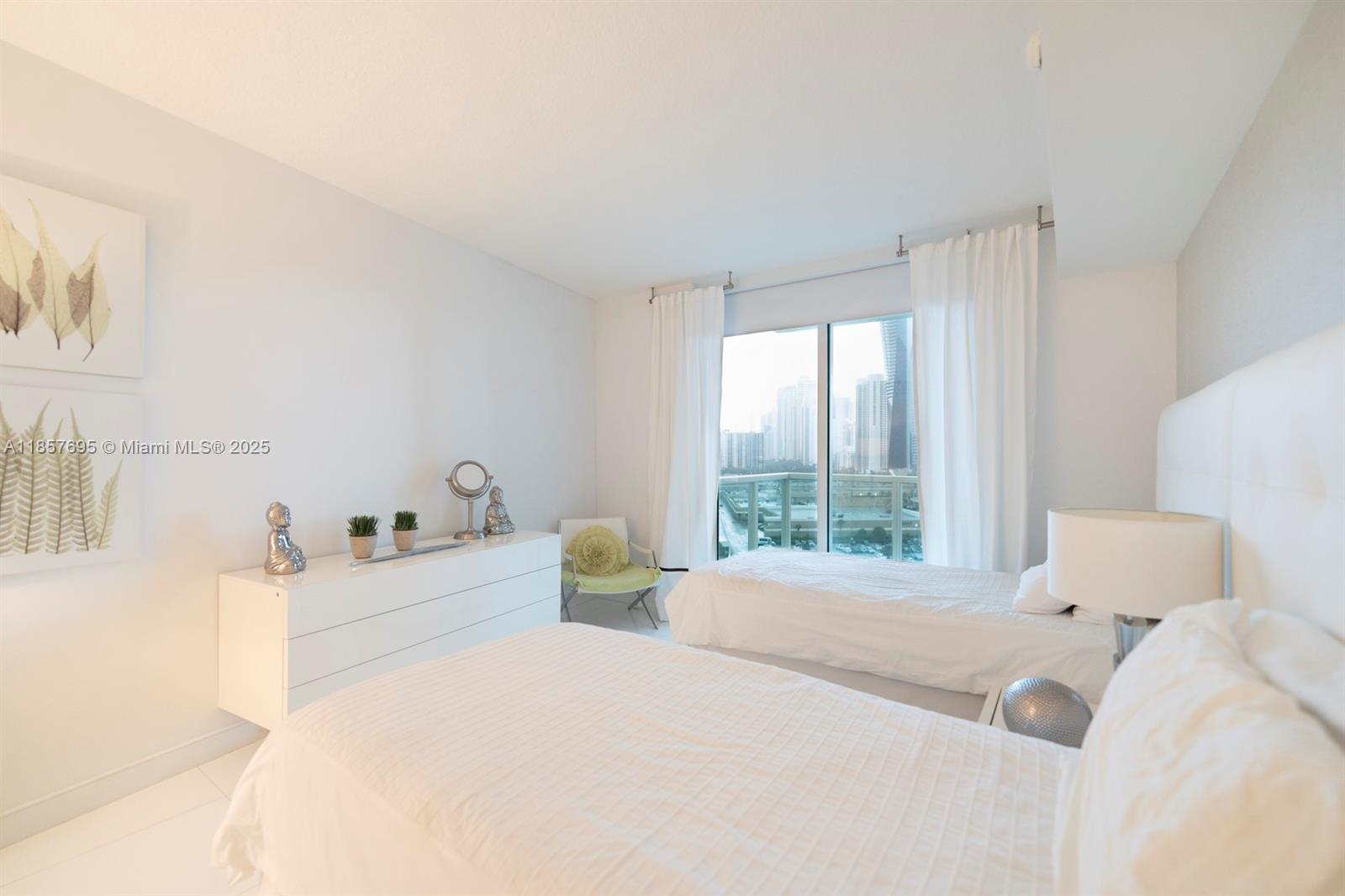 200 Sunny Isles Blvd # 1101 Unit: 2-1101