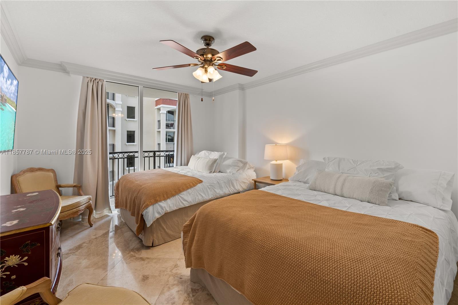 2011 N Ocean Blvd # 401
