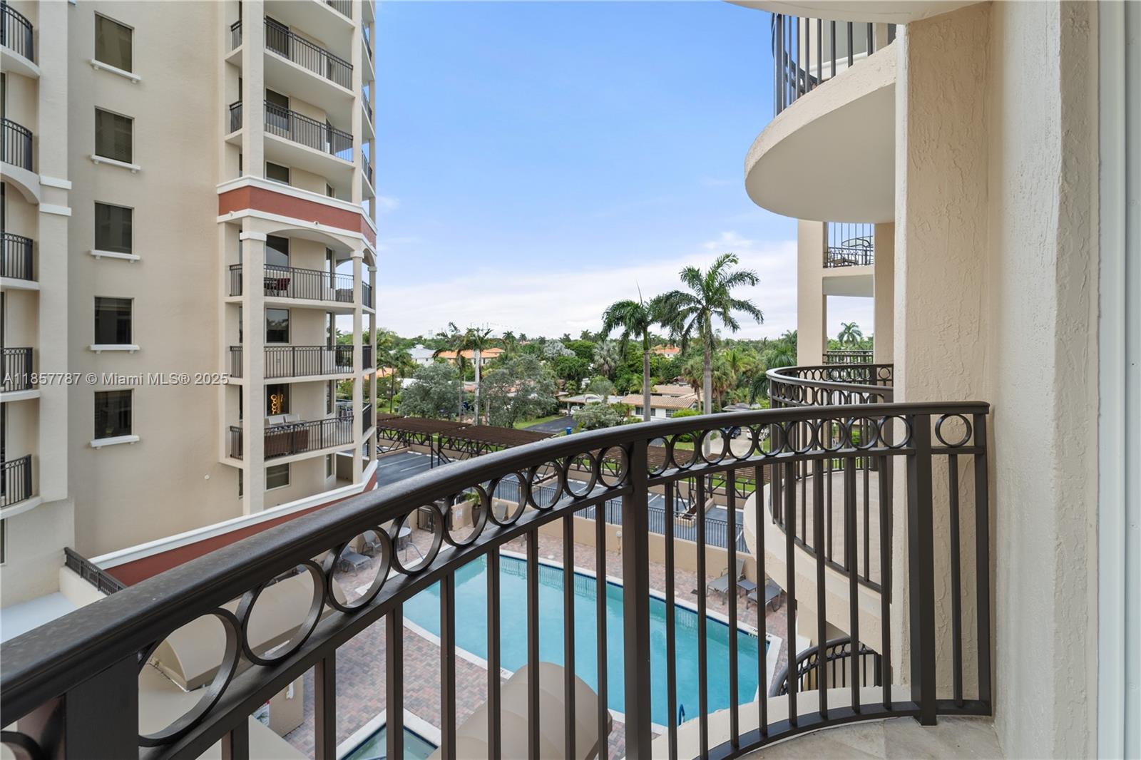 2011 N Ocean Blvd # 401