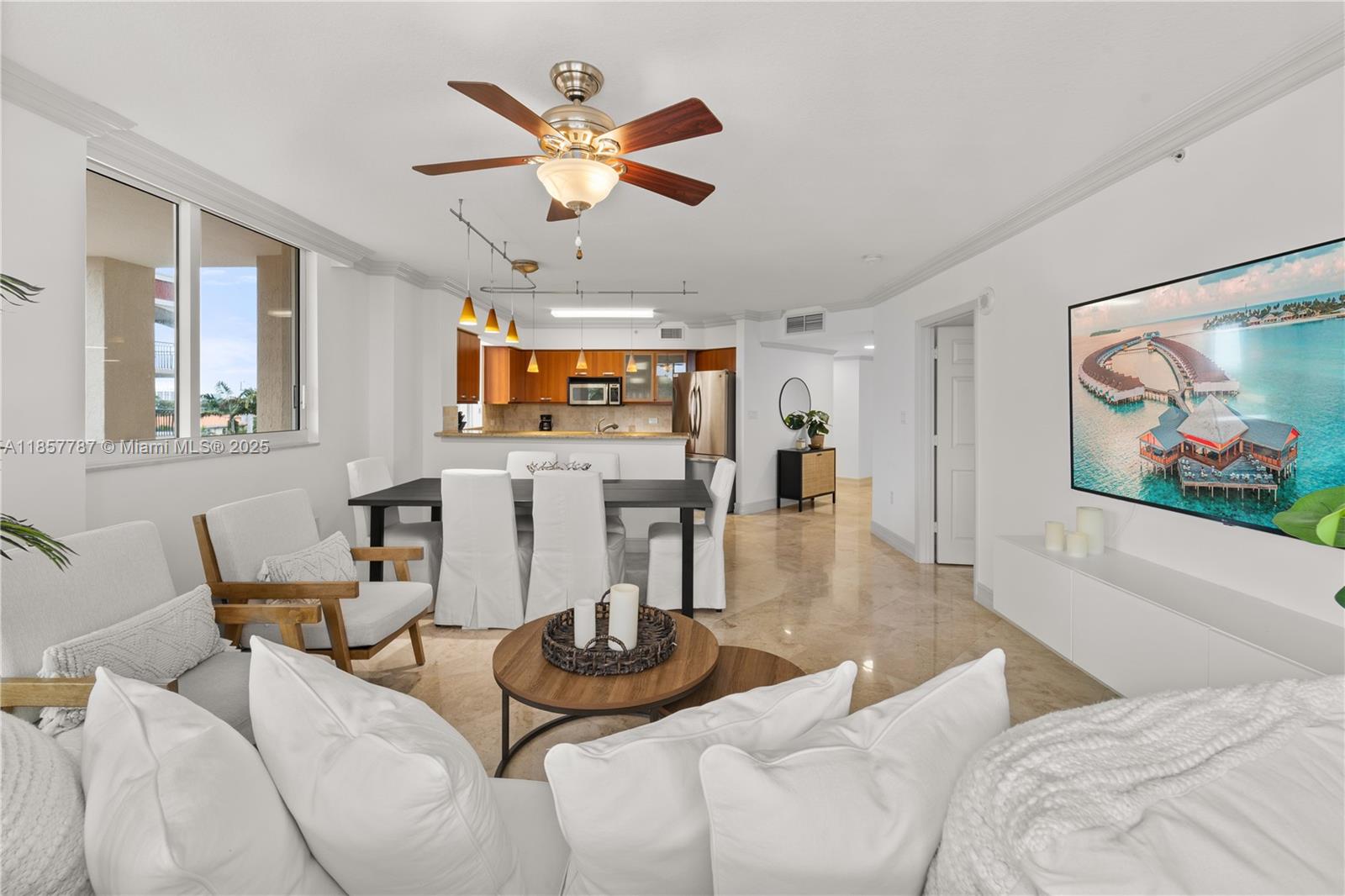2011 N Ocean Blvd # 401