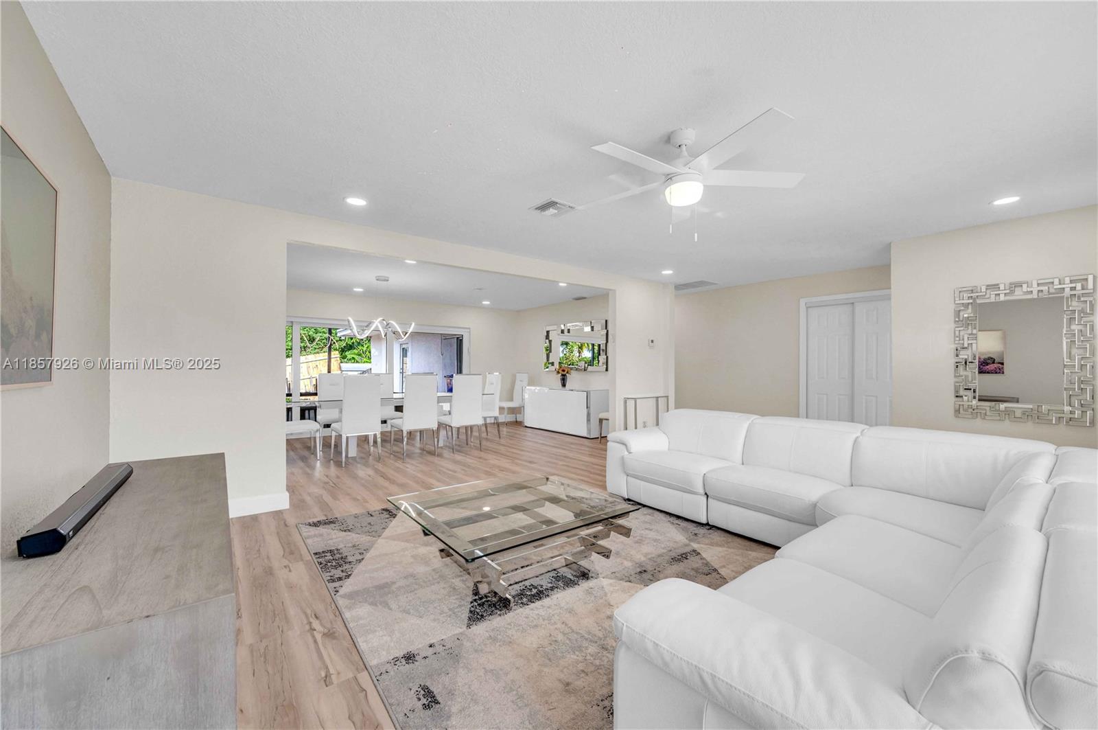 4901 W Park Rd
