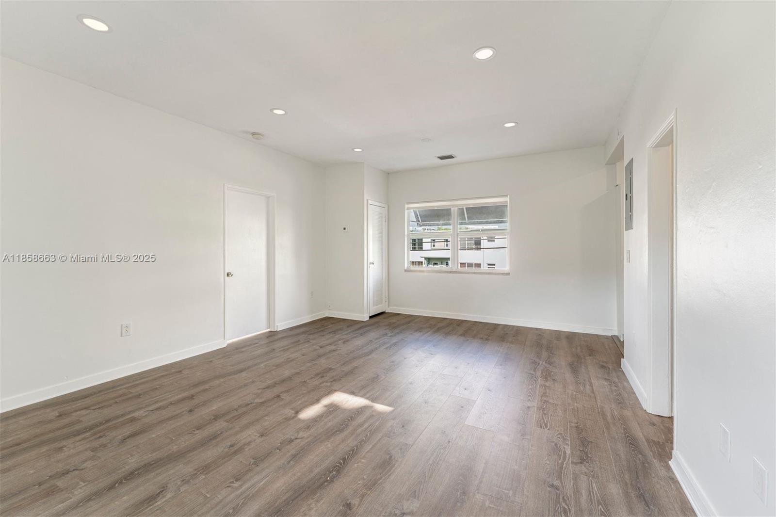 4017 N Meridian Ave # 4017