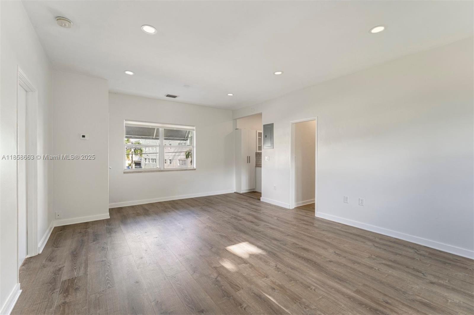 4017 N Meridian Ave # 4017