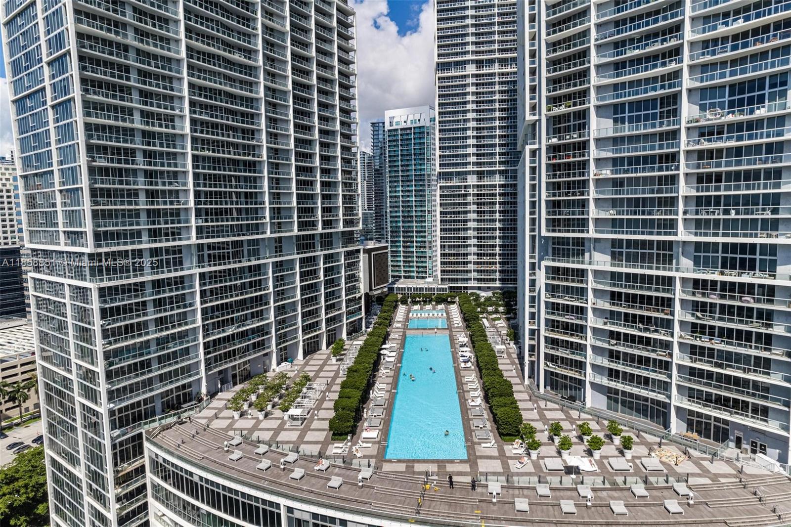 495 Brickell Ave # 411