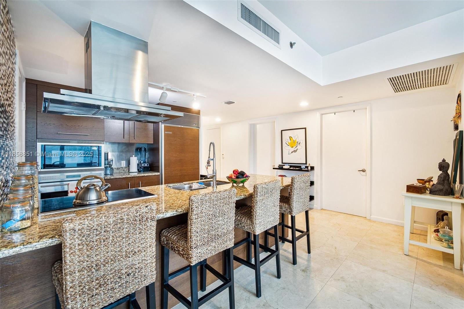 495 Brickell Ave # 411