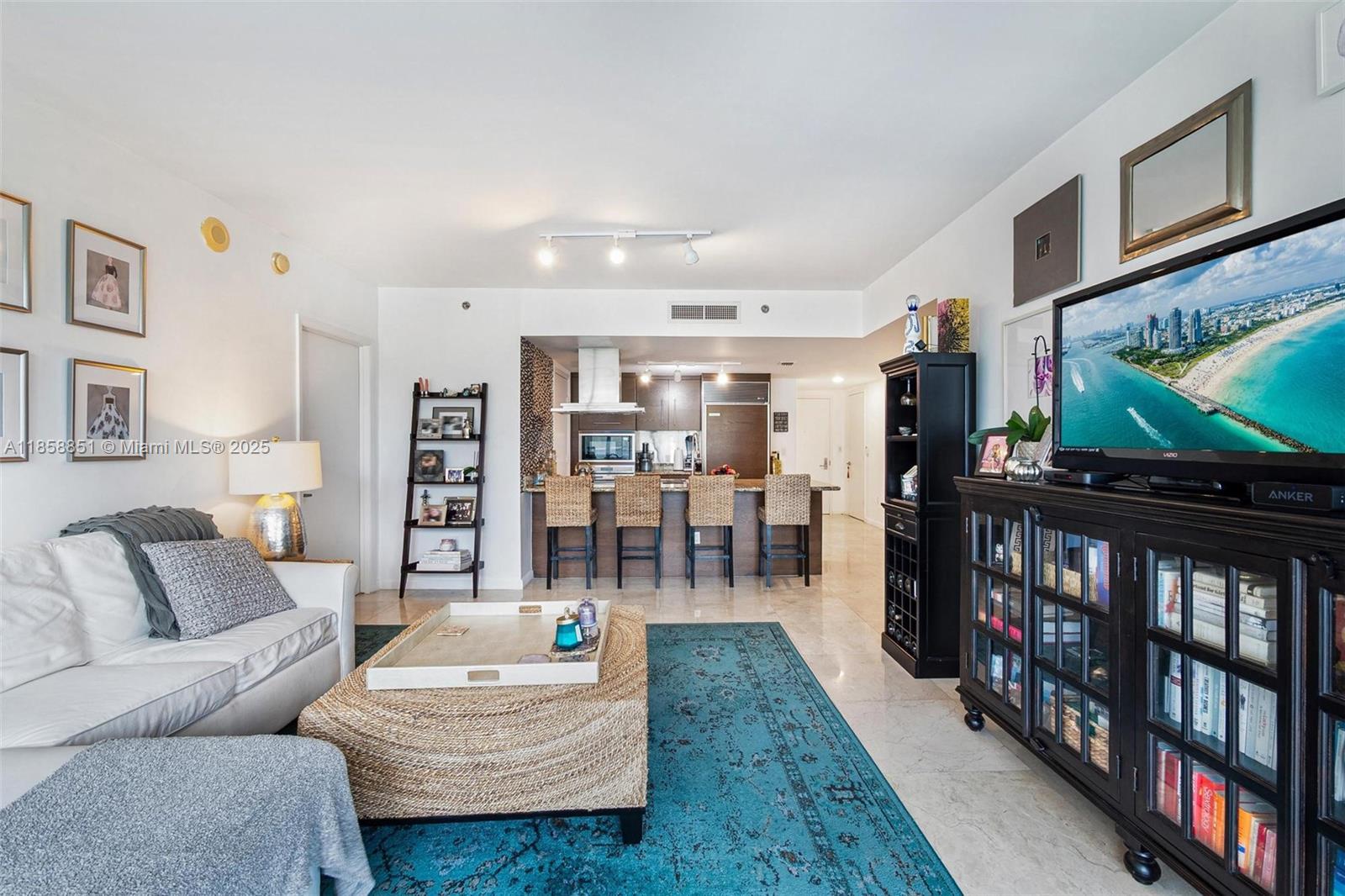 495 Brickell Ave # 411