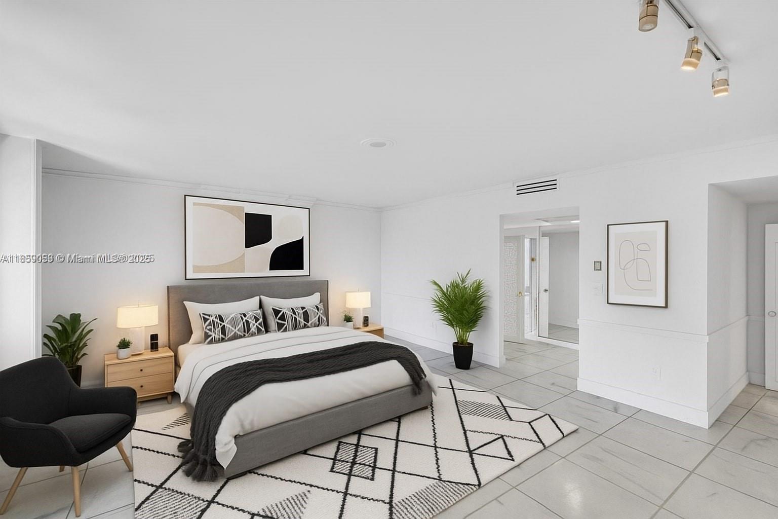 5255 Collins Ave # 14D