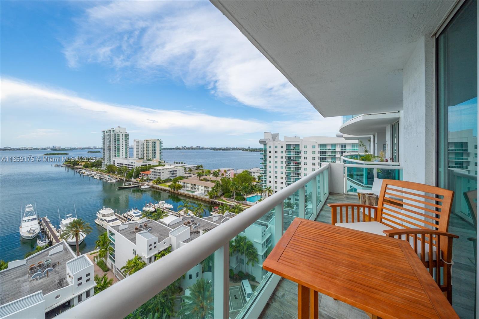 7900 Harbor Island Dr # 1214
