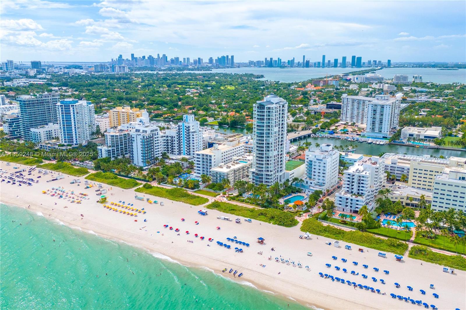 4301 Collins Ave # 907