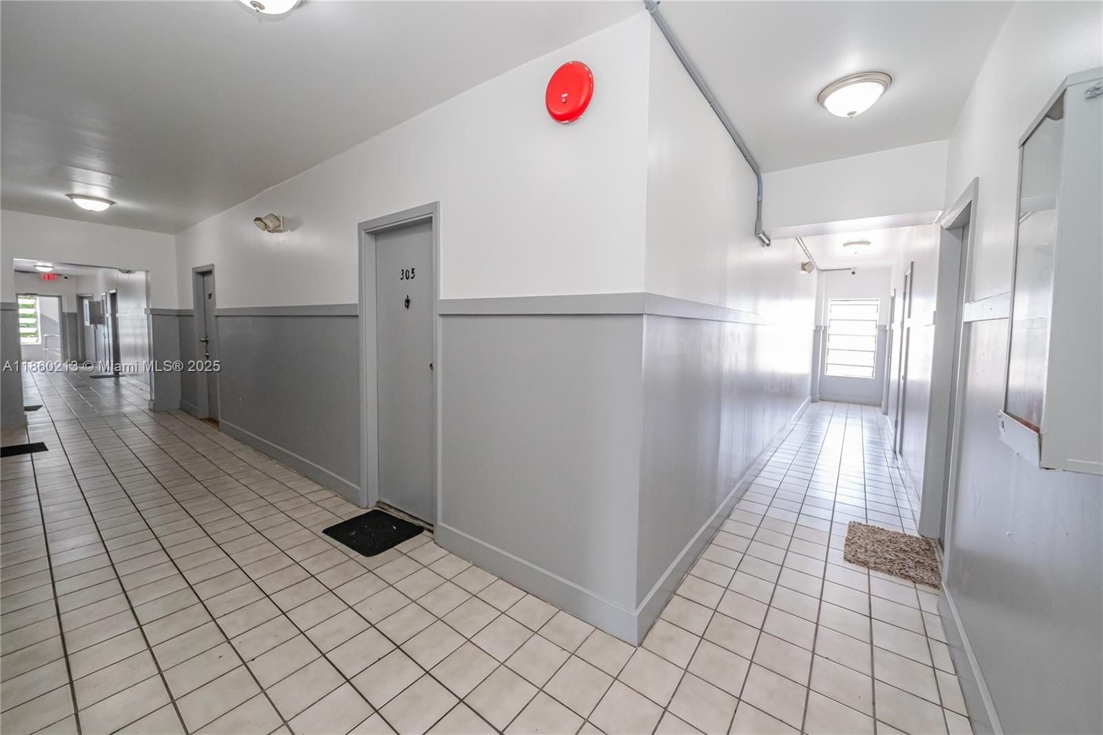 1274 W Flagler St