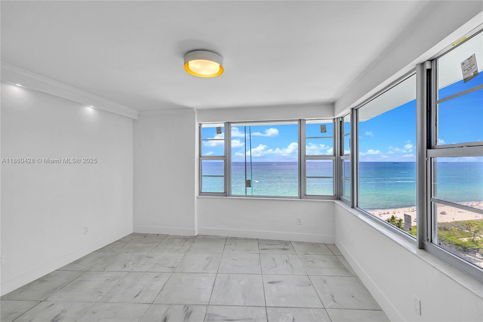 5255 Collins Ave # 14D