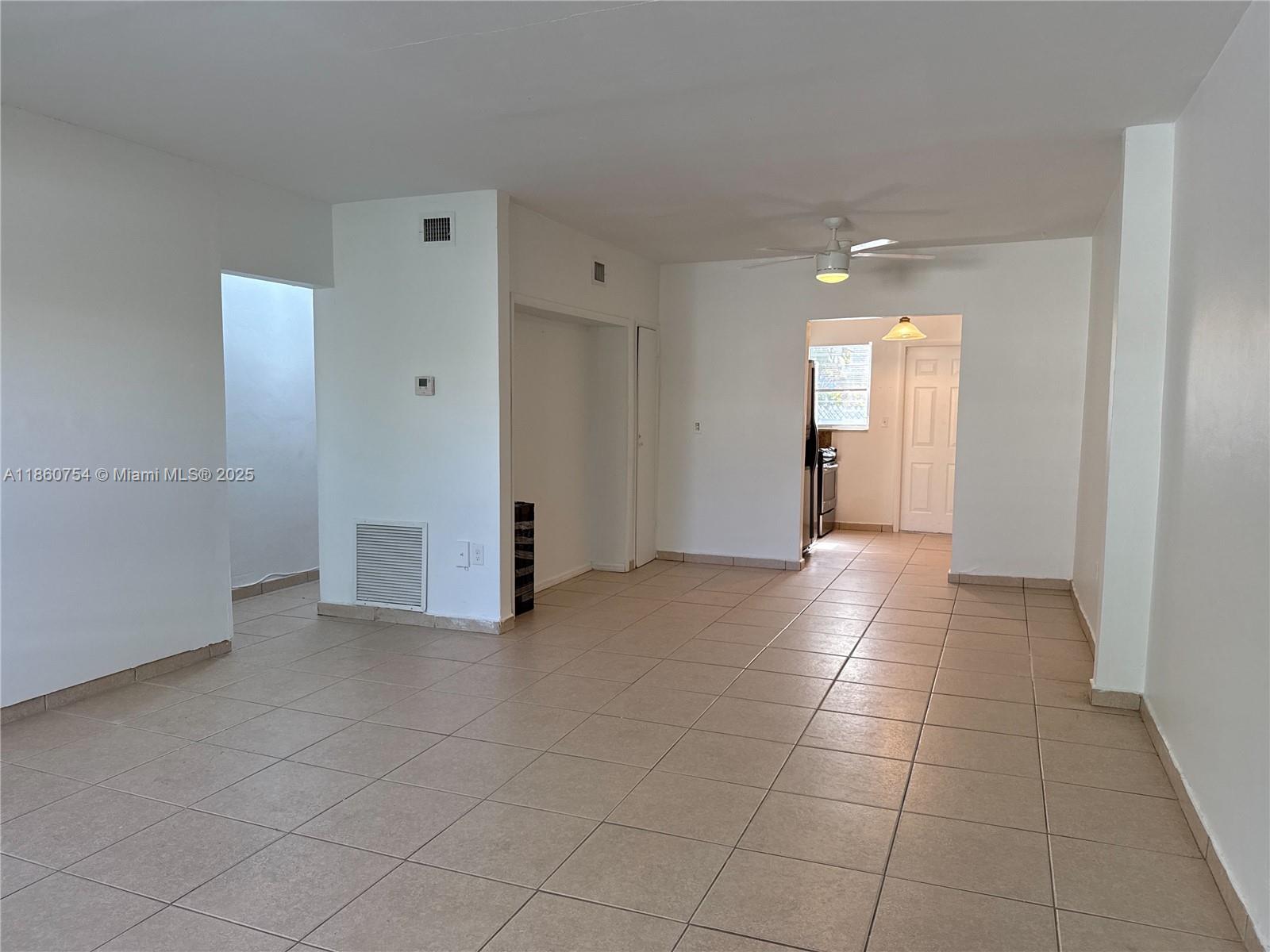 1176 Marseille Dr # 4