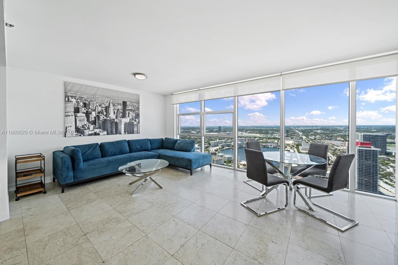 1830 S Ocean Dr # 4907