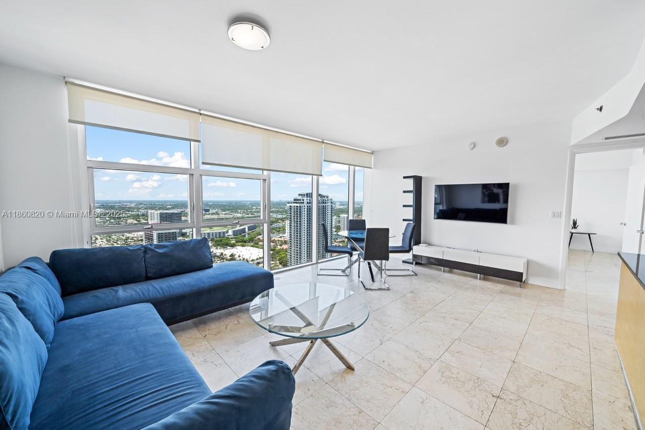1830 S Ocean Dr # 4907