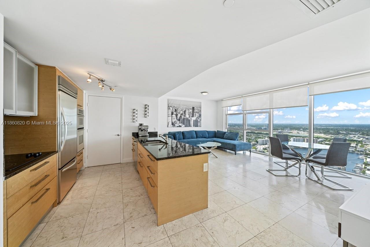 1830 S Ocean Dr # 4907