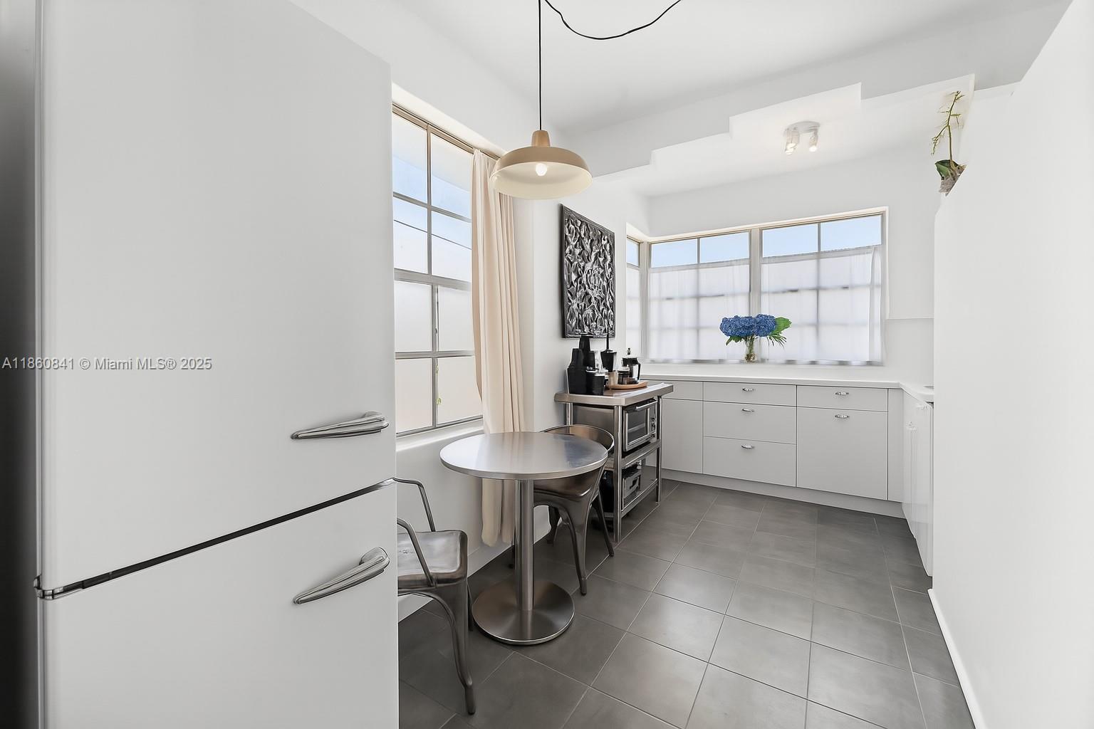 1005 Meridian Ave # 7