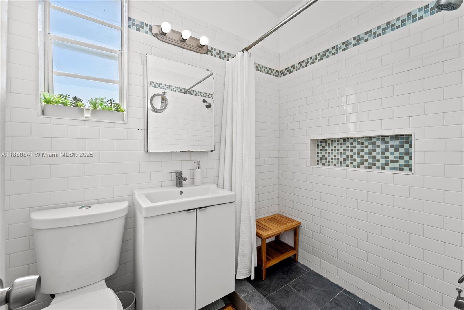 1005 Meridian Ave # 7