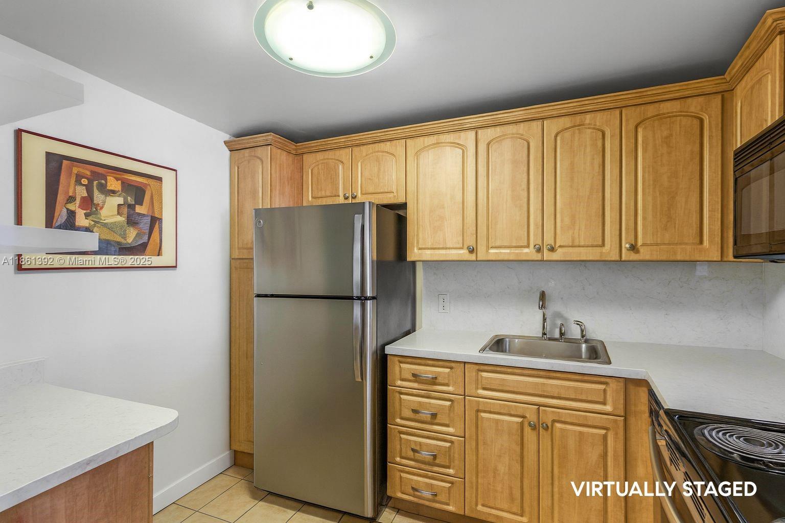 1228 West Ave # 906