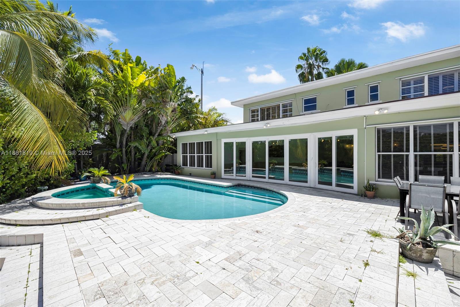 3180 N Bay Rd