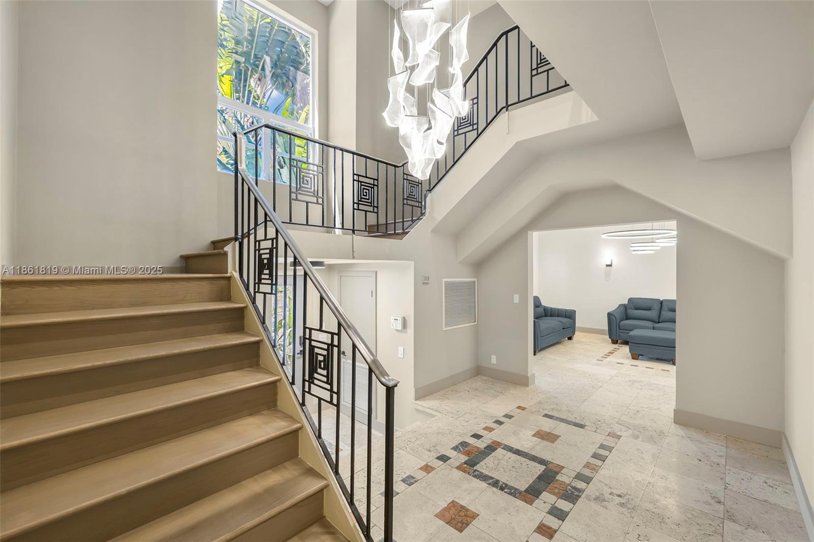 3180 N Bay Rd