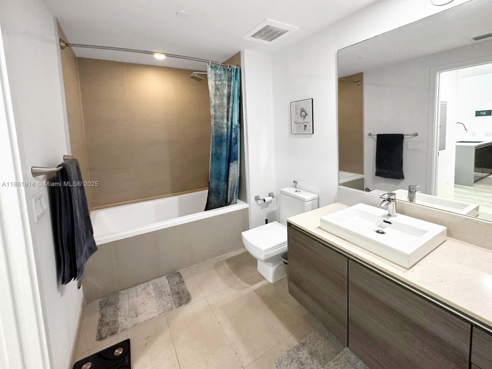 1080 Brickell Ave # 2305