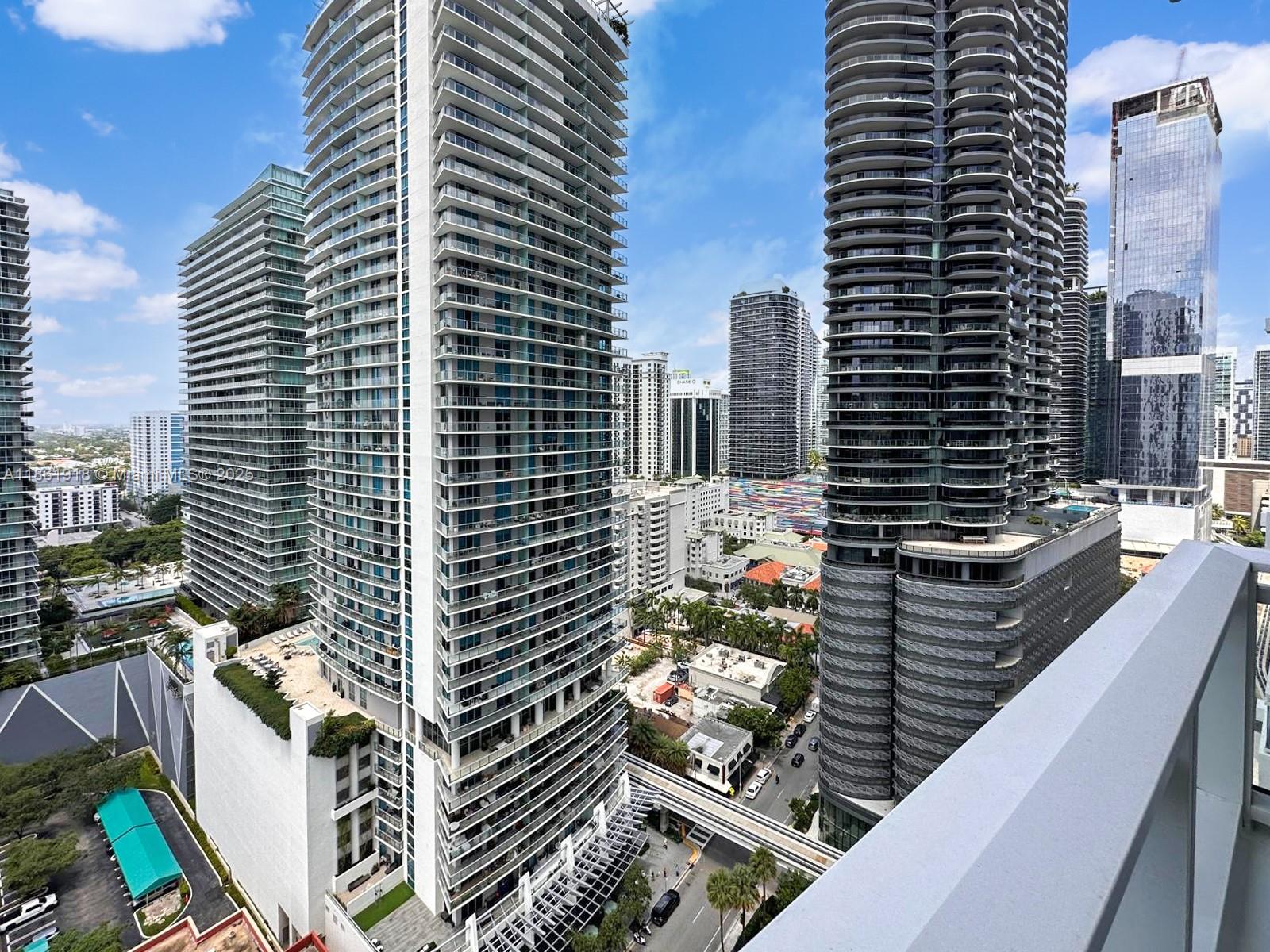 1080 Brickell Ave # 2305