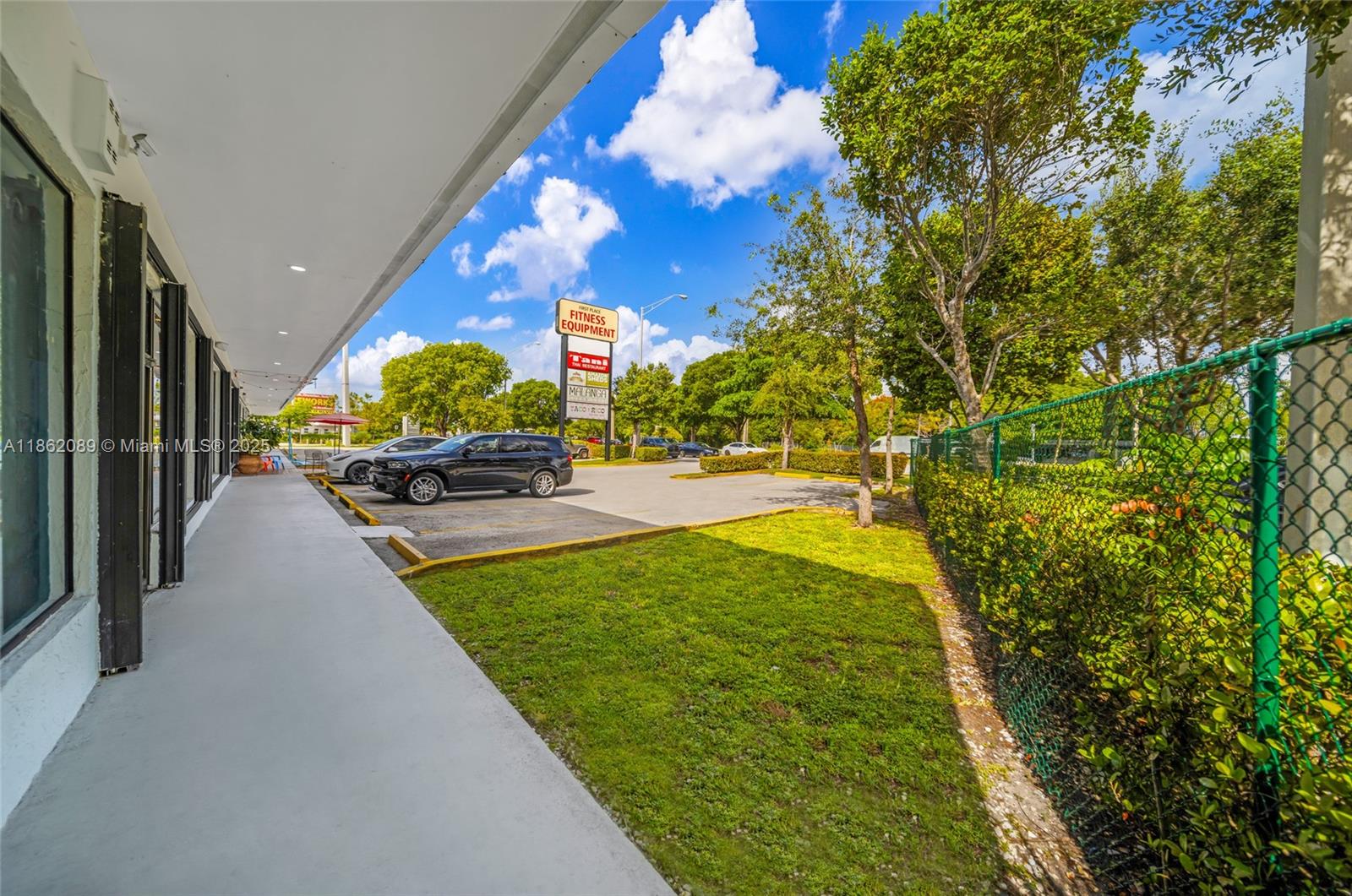 12253 S Dixie Hwy