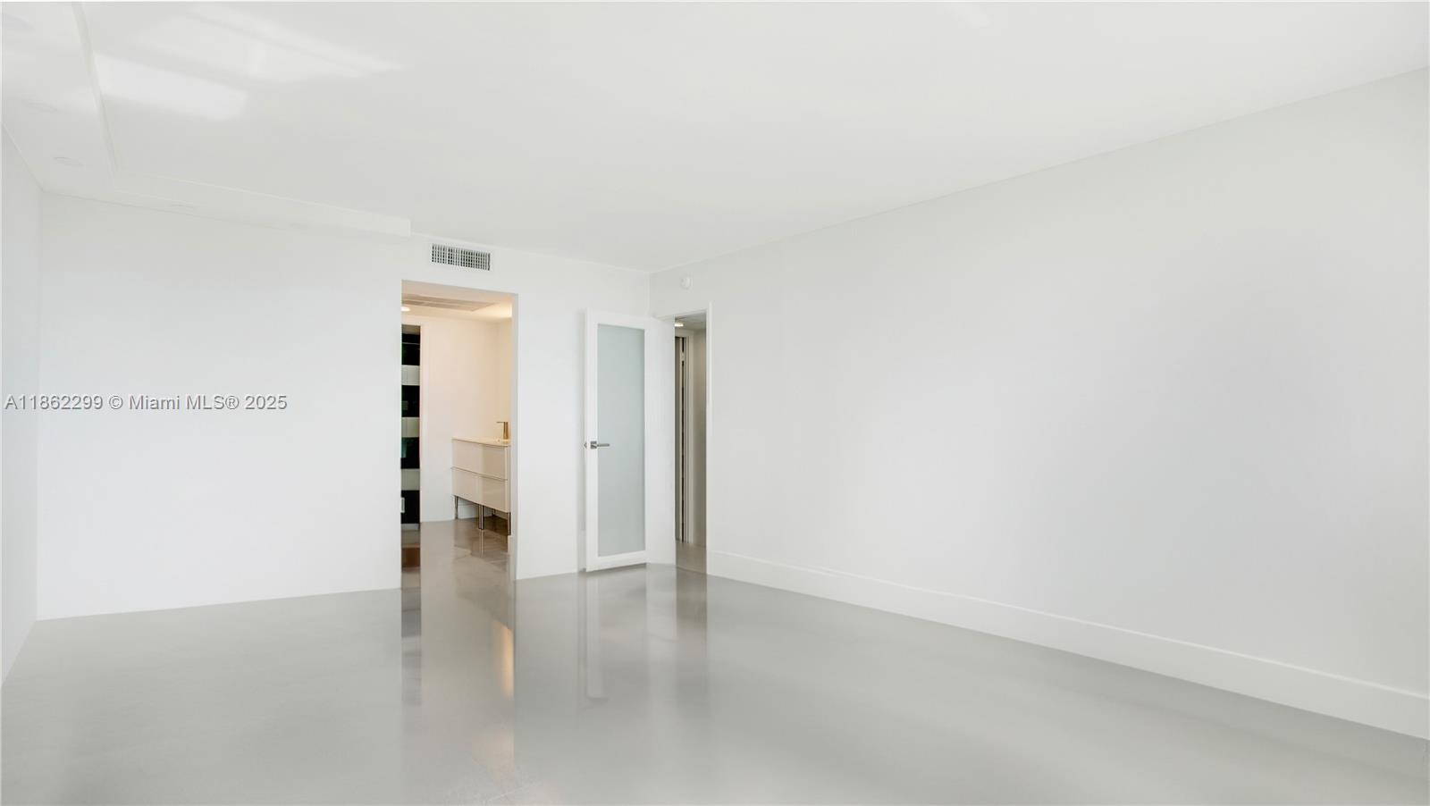 5838 Collins Ave # 15C