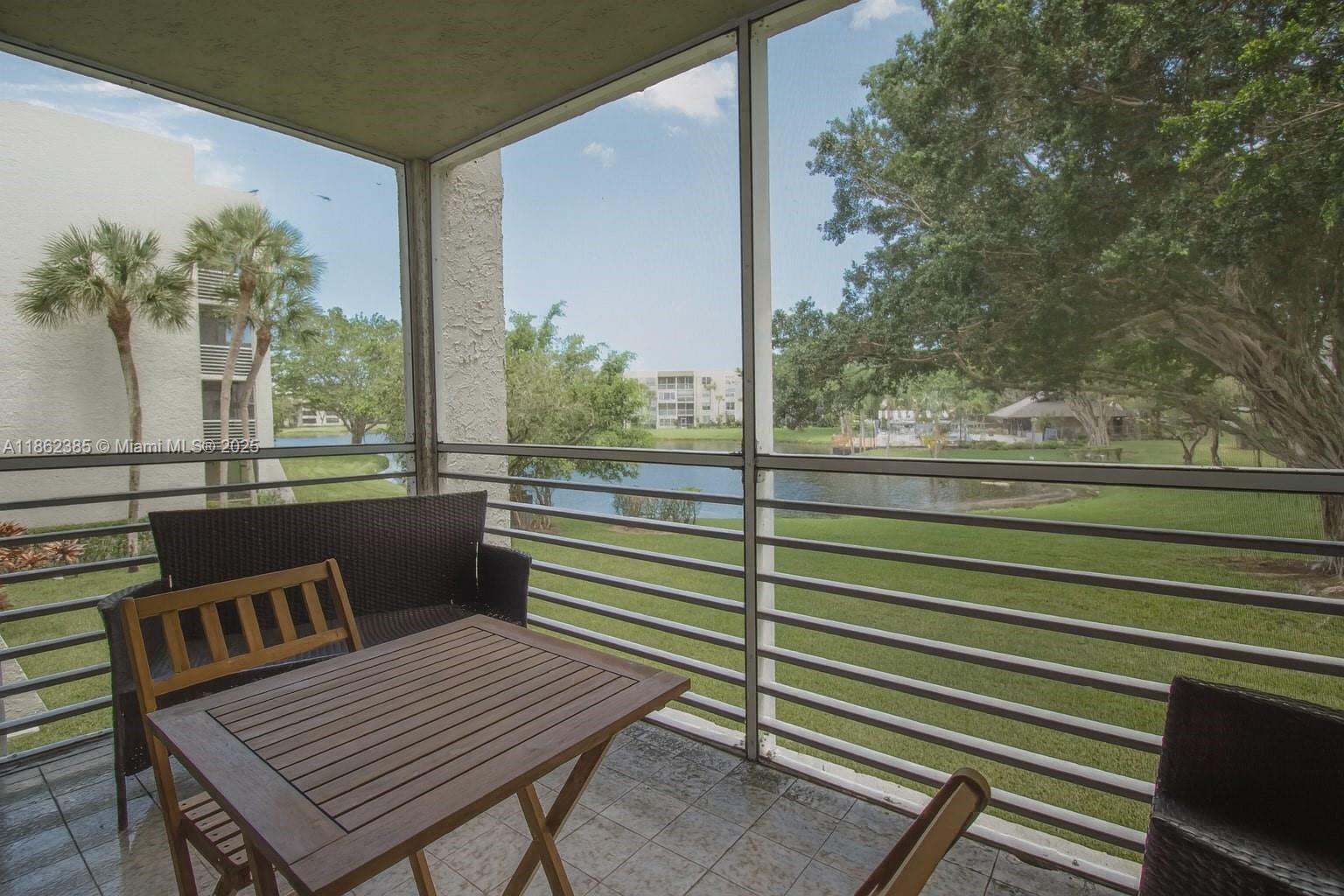 9330 Lagoon Pl # 206