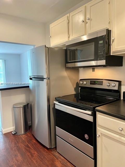 9350 E Bay Harbor Dr # 2