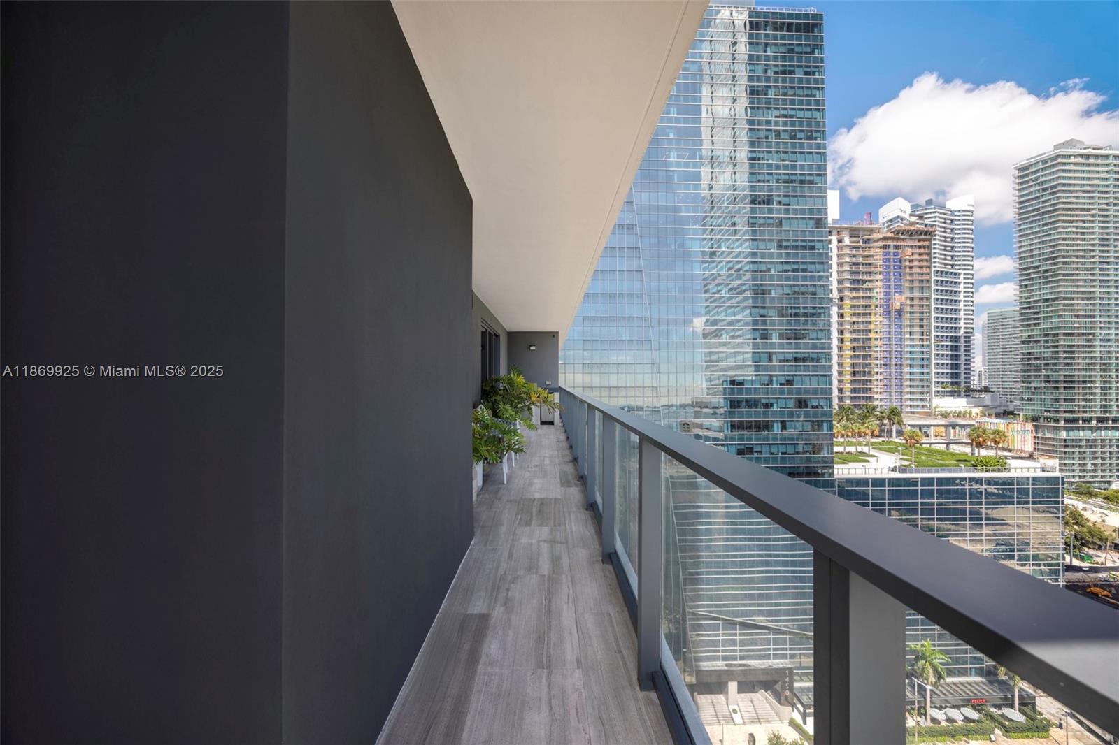 1451 Brickell Ave # 1901