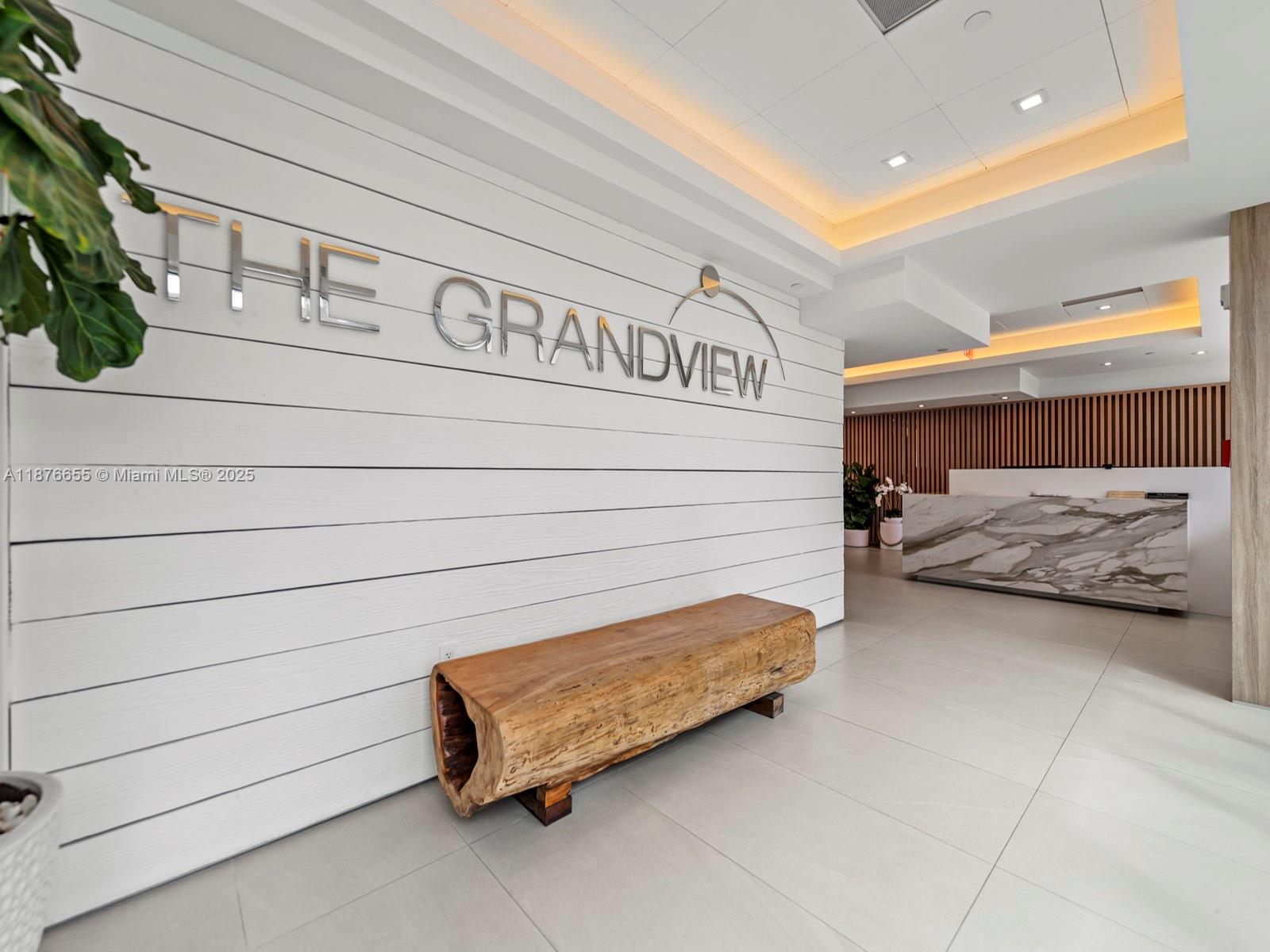 5900 Collins Ave # 1201