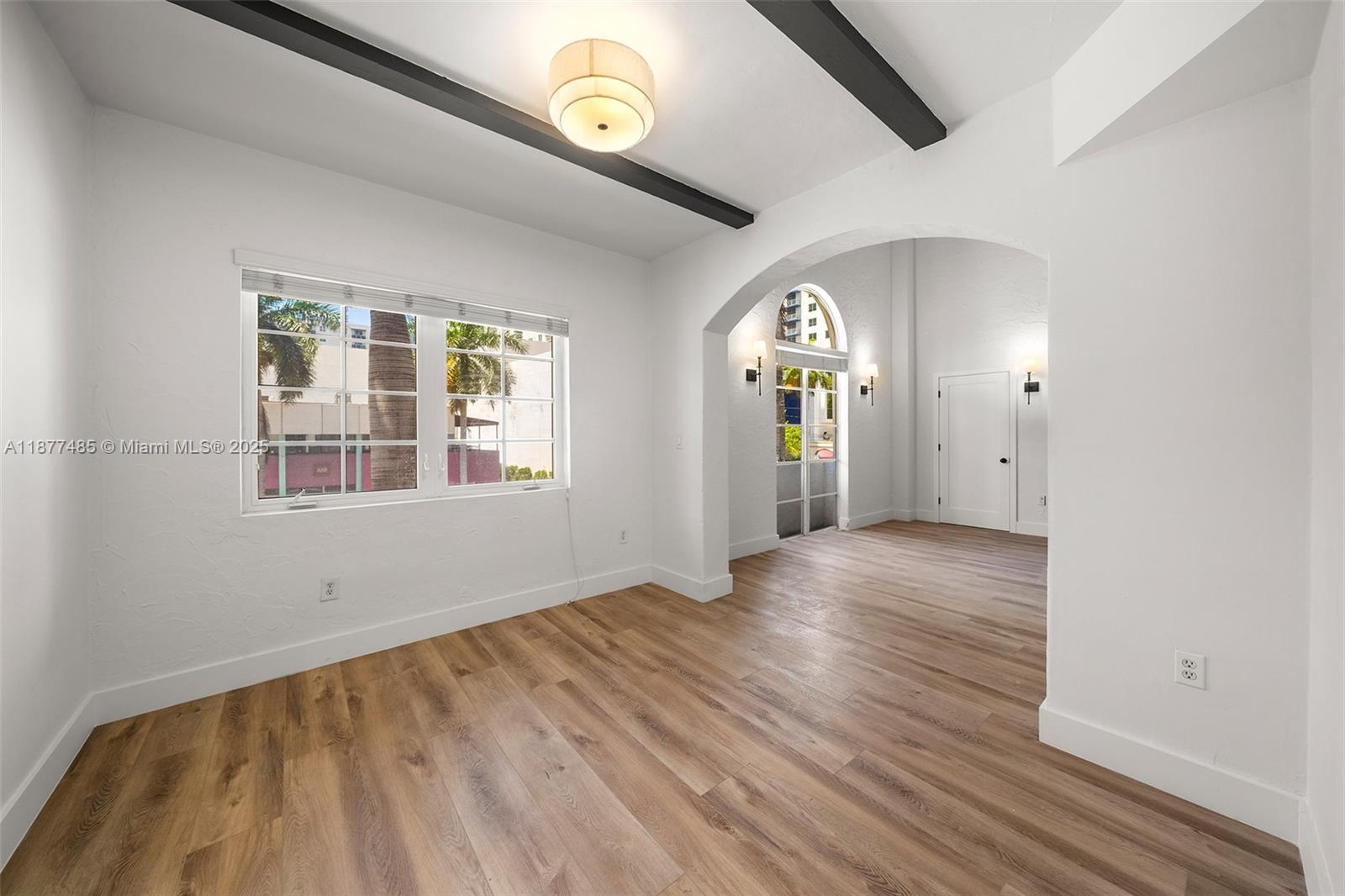 2411 Biscayne Blvd # 2