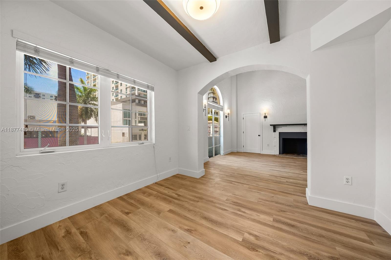2411 Biscayne Blvd # 2