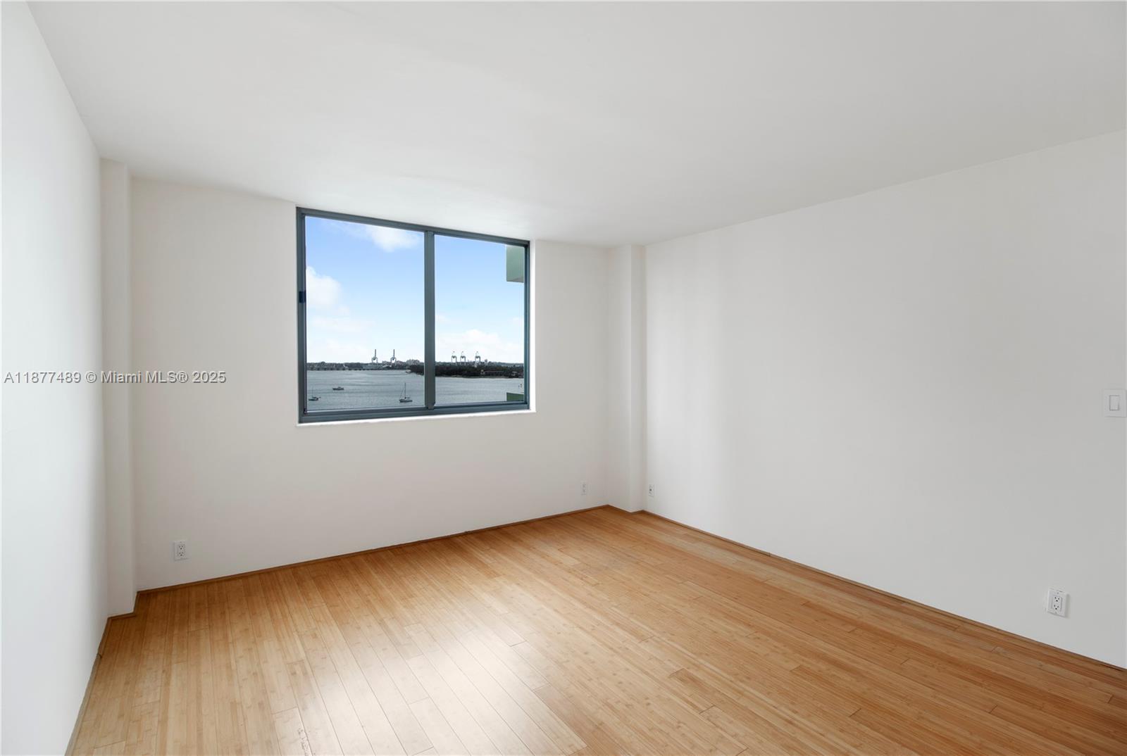 5 Island Ave # 11F