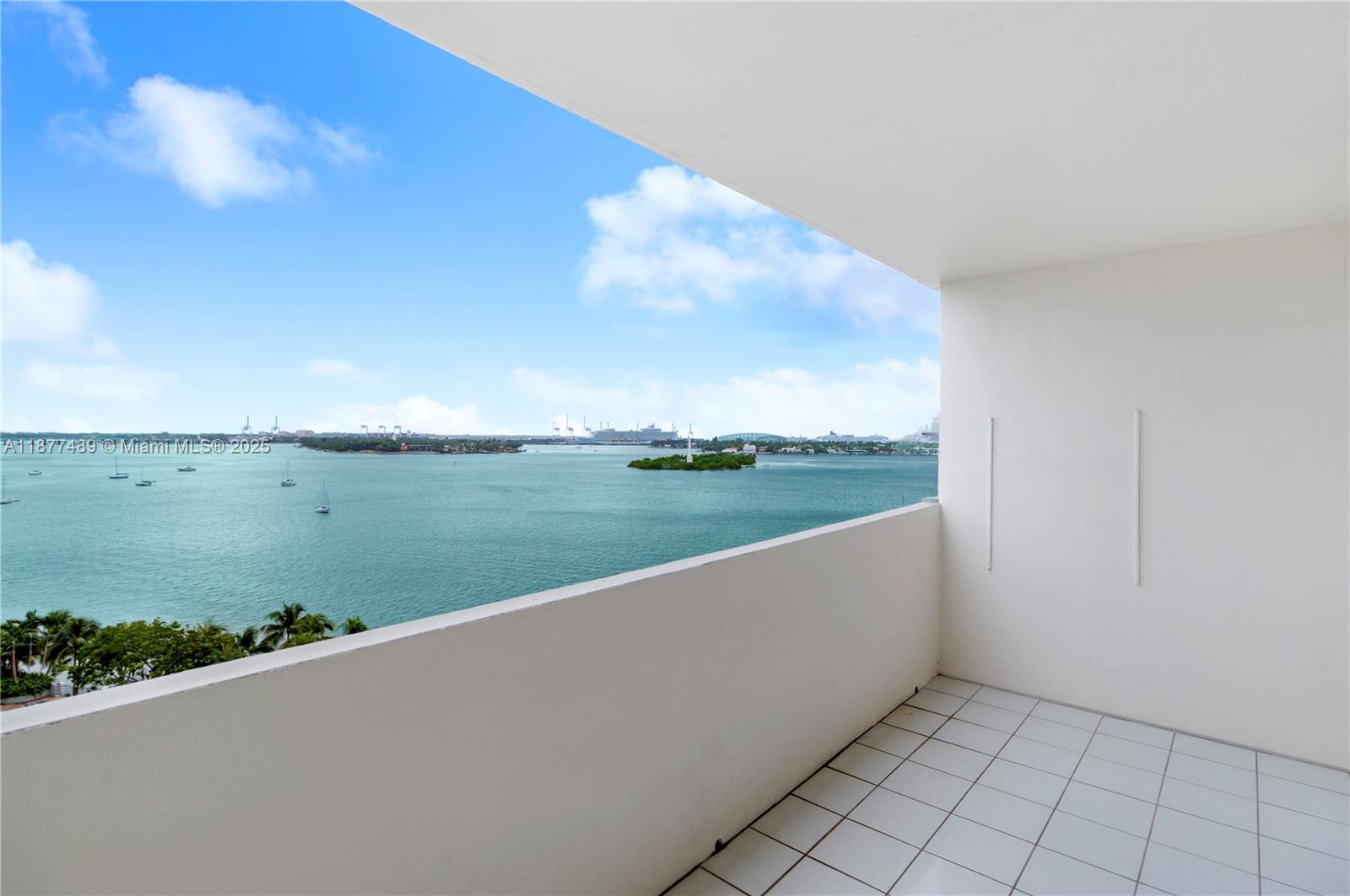 5 Island Ave # 11F