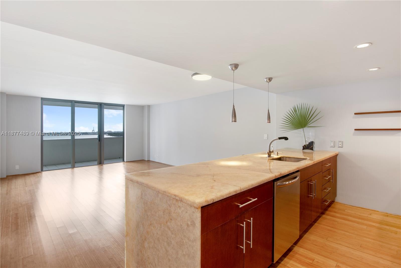 5 Island Ave # 11F
