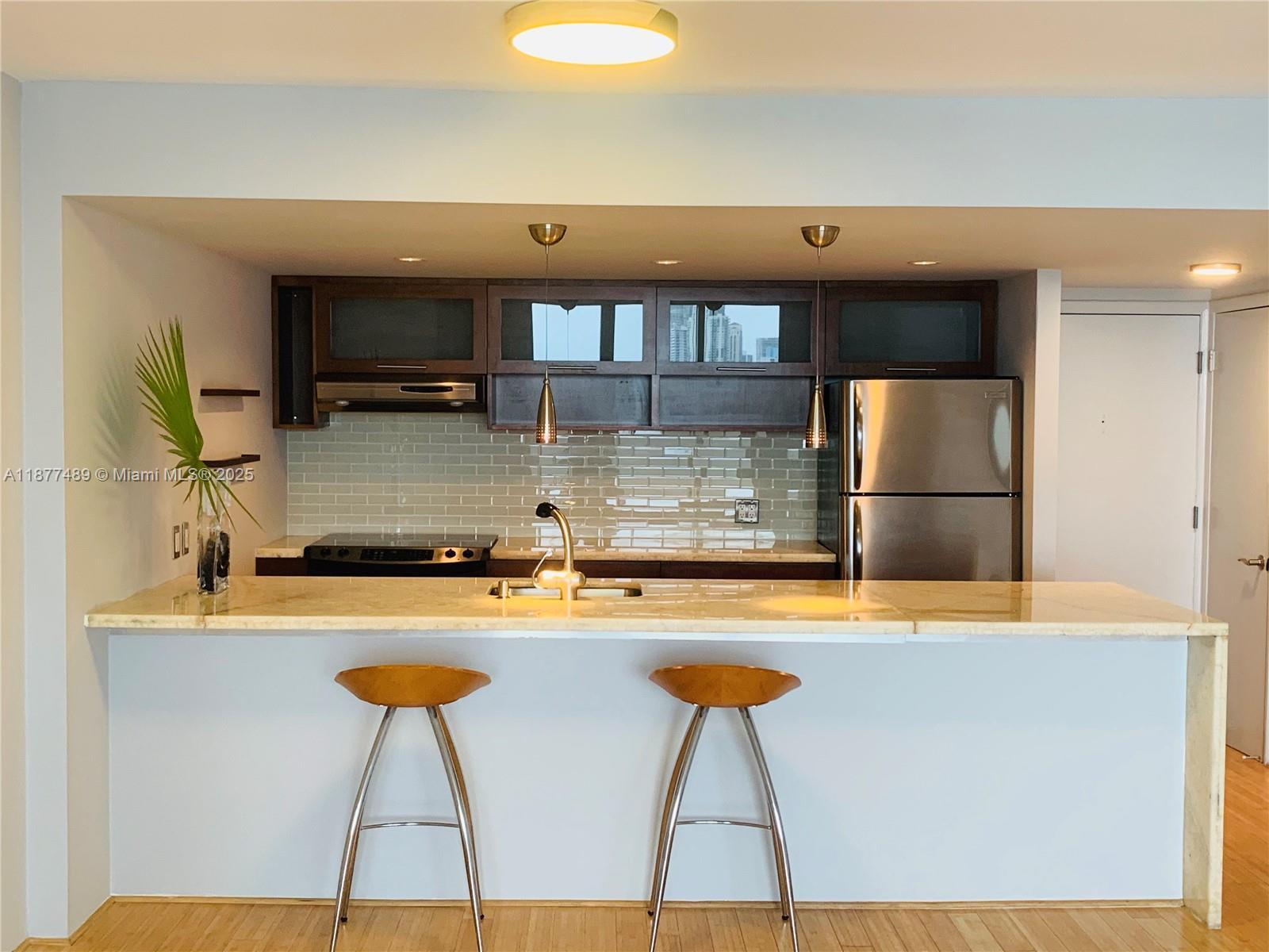 5 Island Ave # 11F