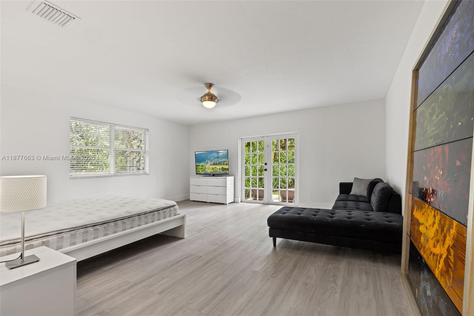 1254 Polk St