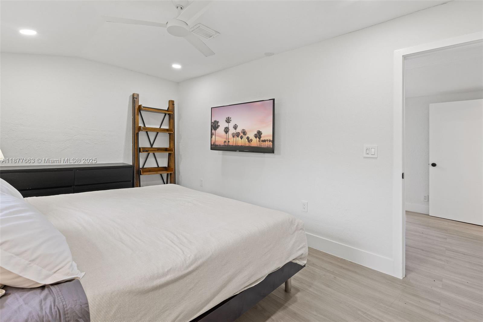 1254 Polk St
