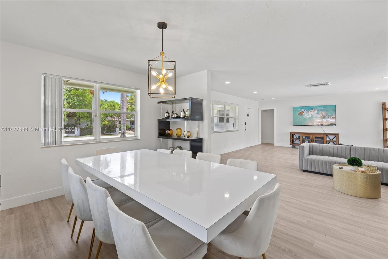 1254 Polk St