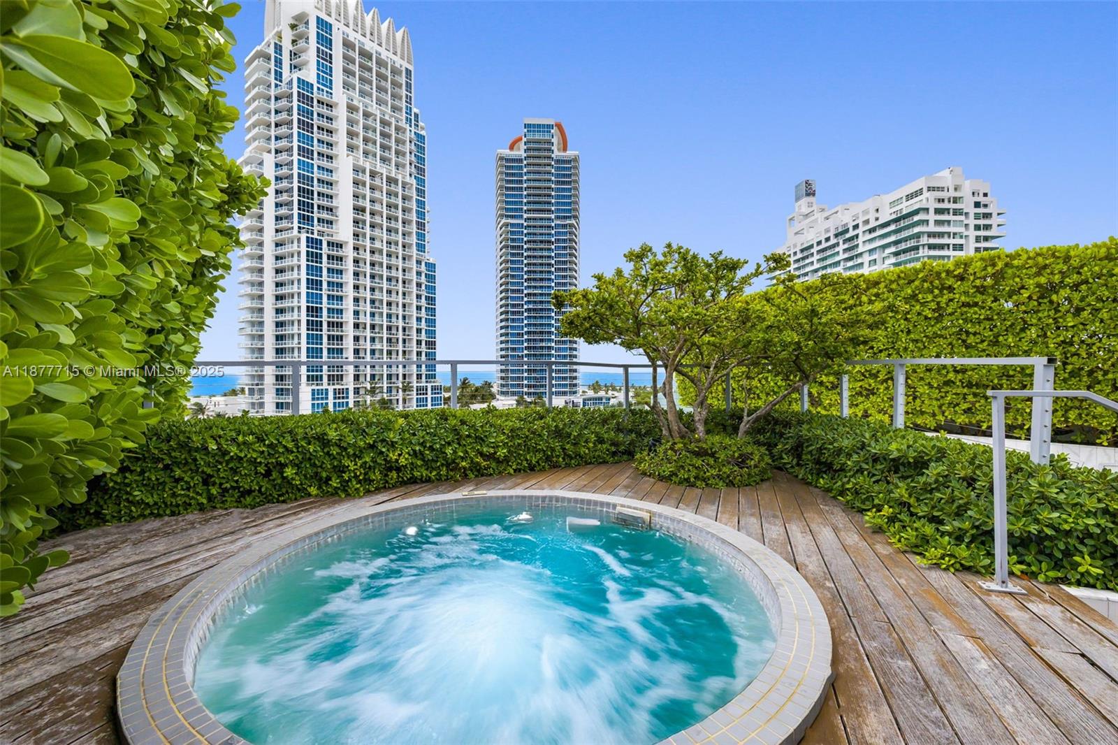 1 Collins Ave Unit: PH702