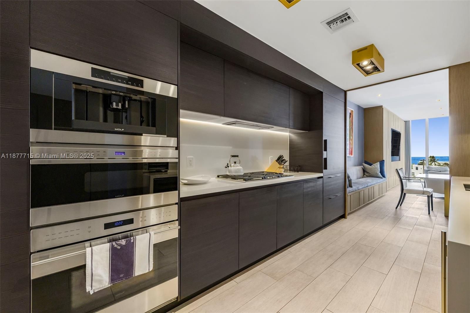 1 Collins Ave Unit: PH702