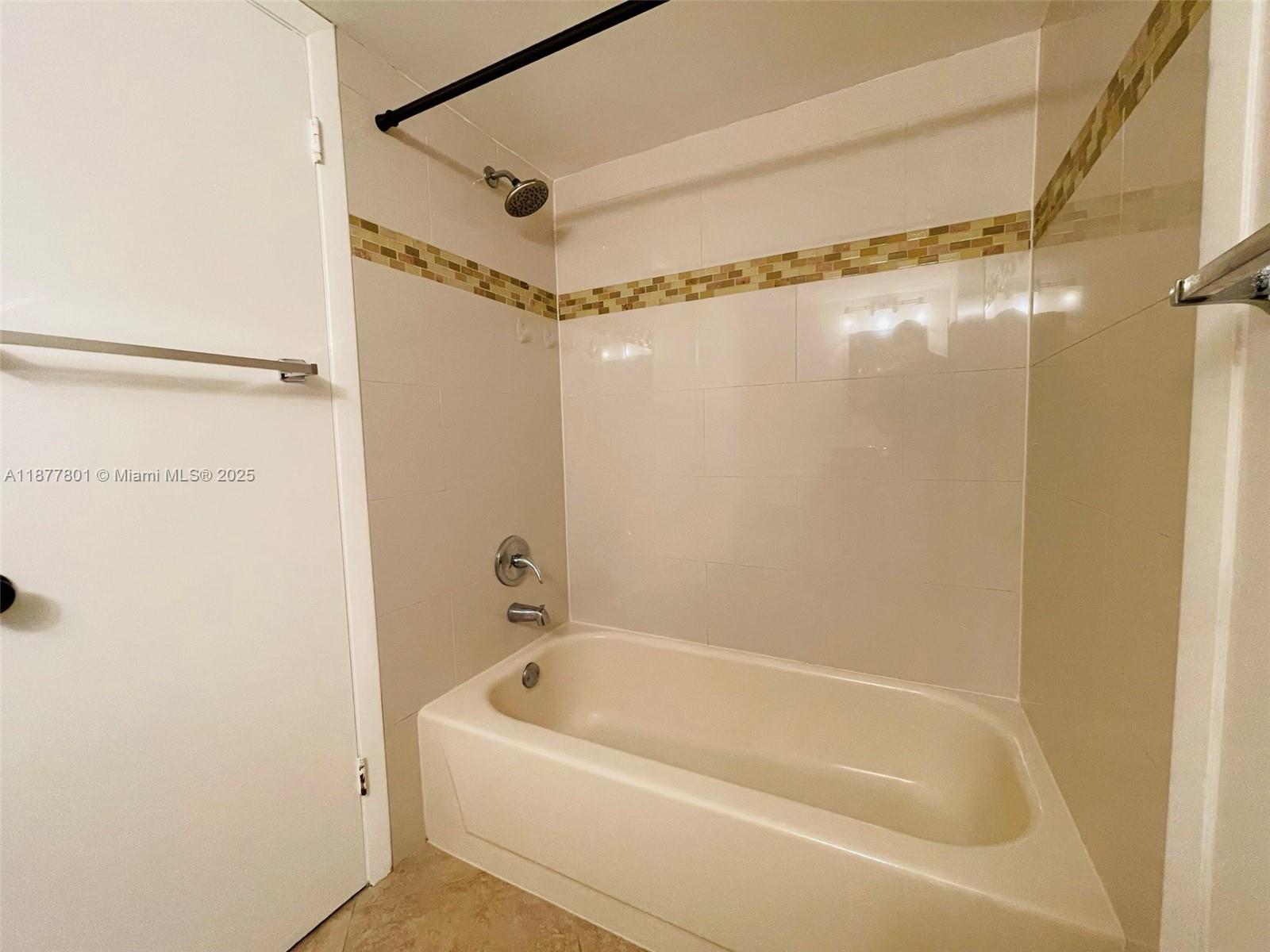 10101 W Sunrise Blvd # 204