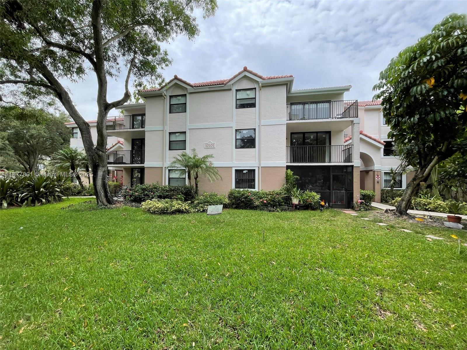 10101 W Sunrise Blvd # 204