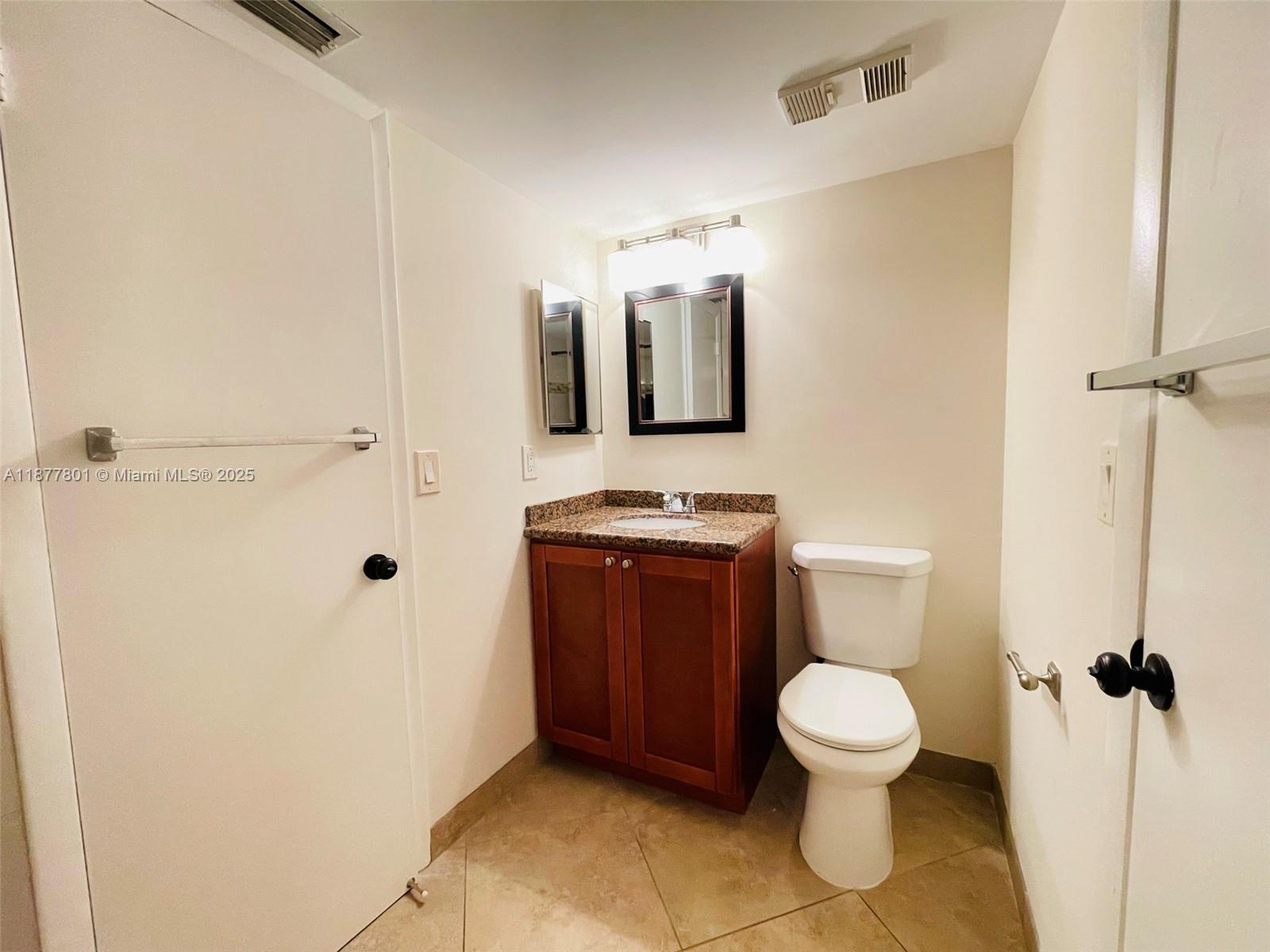 10101 W Sunrise Blvd # 204
