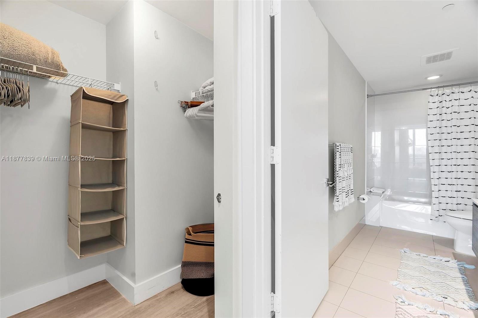 121 NE 34th St # 2502