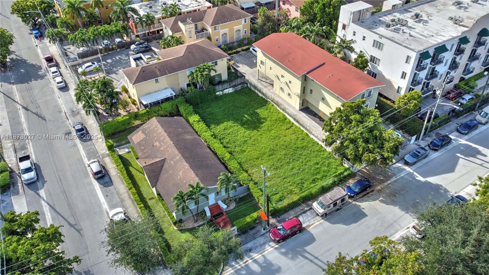 236 SW 4TH AVE