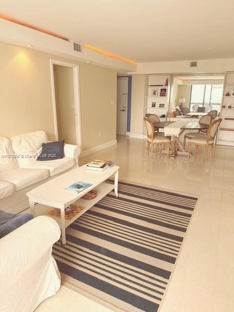 2333 Brickell Ave # 1710