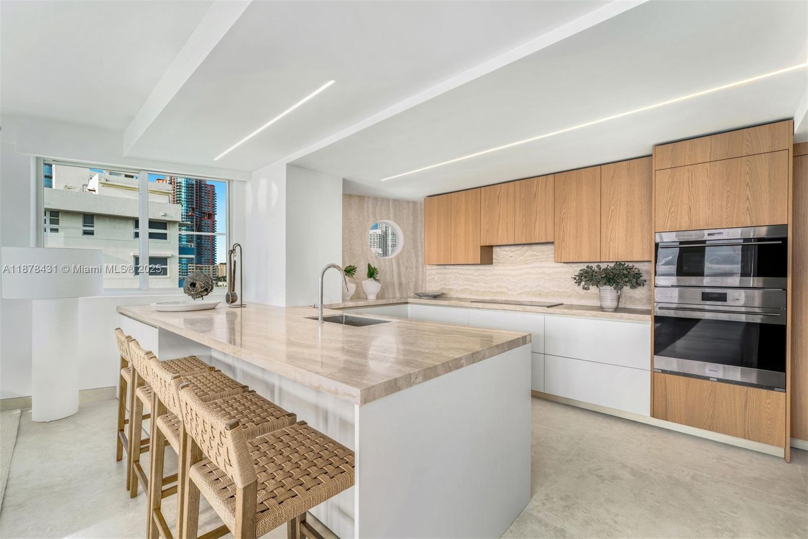 226 Ocean Dr Unit: 7F/7G